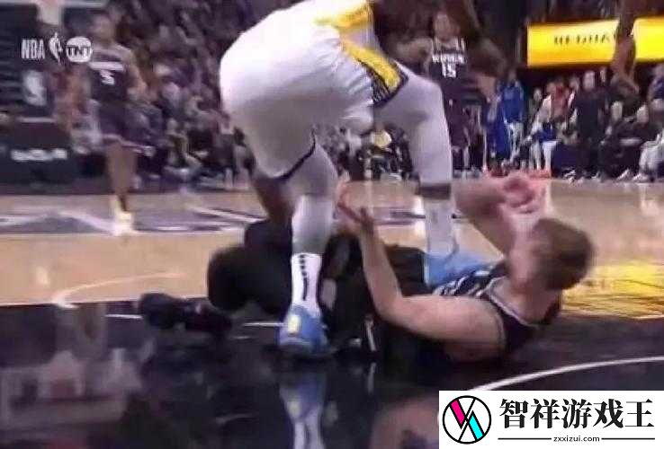 NBA2K15球员晃倒对手被过-防守惯性大原因+实战技巧公开