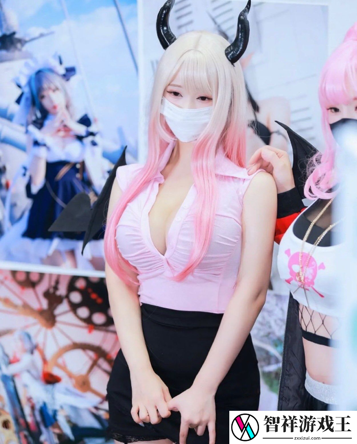 你怎么穿着2B的衣服